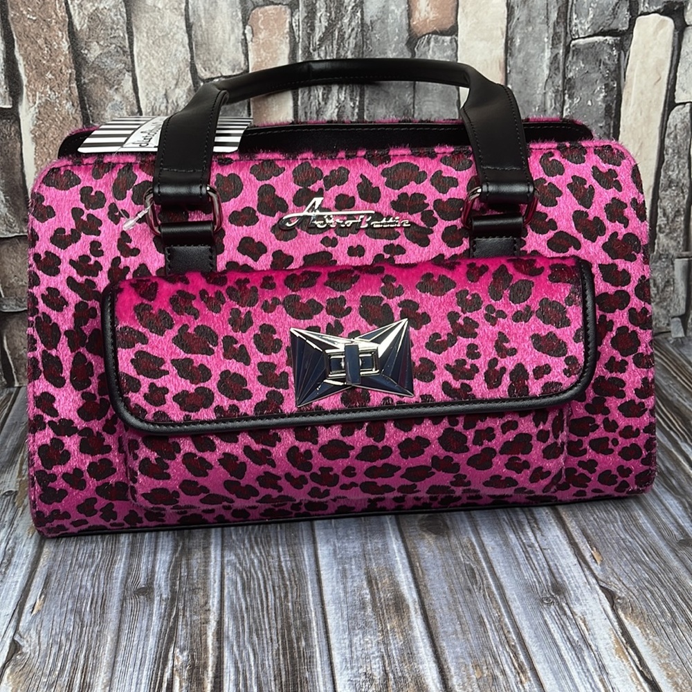 Handbags - Picture 1 of 1